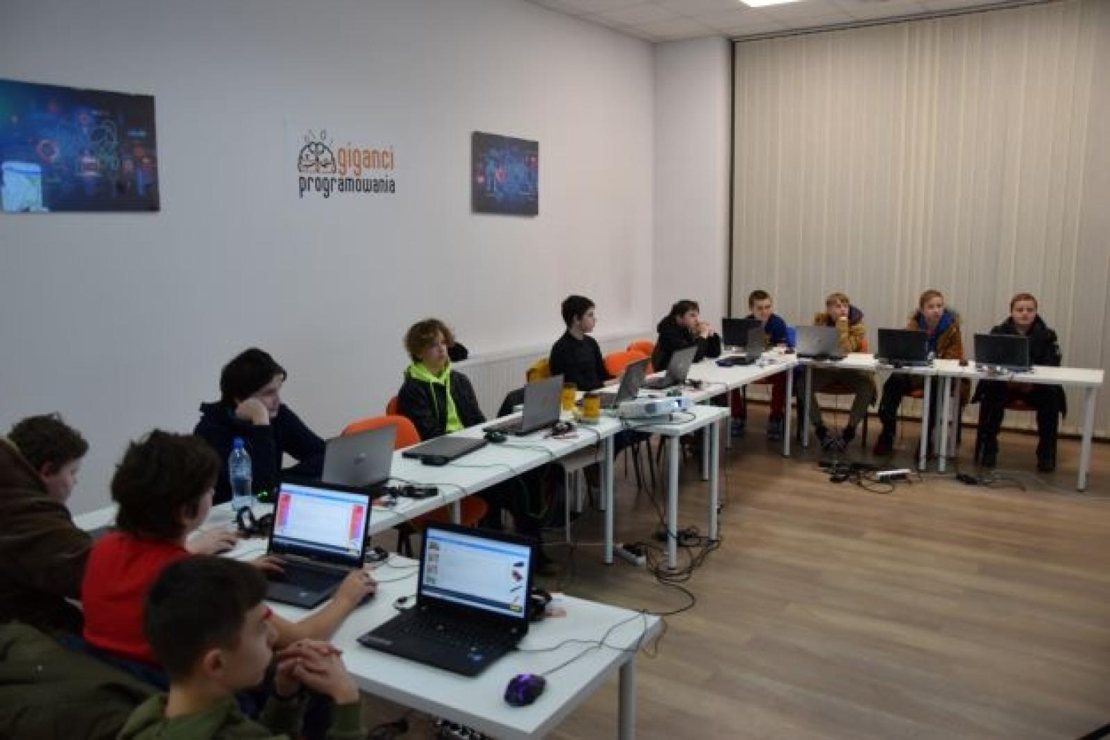 Zdjęcie w galerii na portalu naszraciborz.pl: Zapewnij dziecku lepszy start w przyszłość wiadomości z regionu