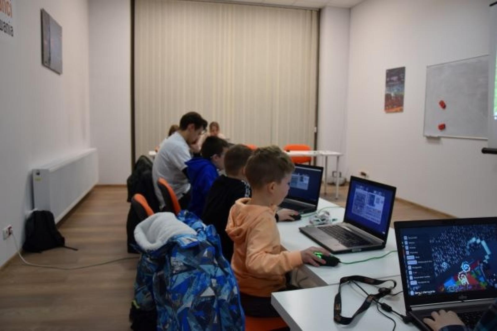 Zdjęcie w galerii na portalu naszraciborz.pl: Zapewnij dziecku lepszy start w przyszłość wiadomości z regionu