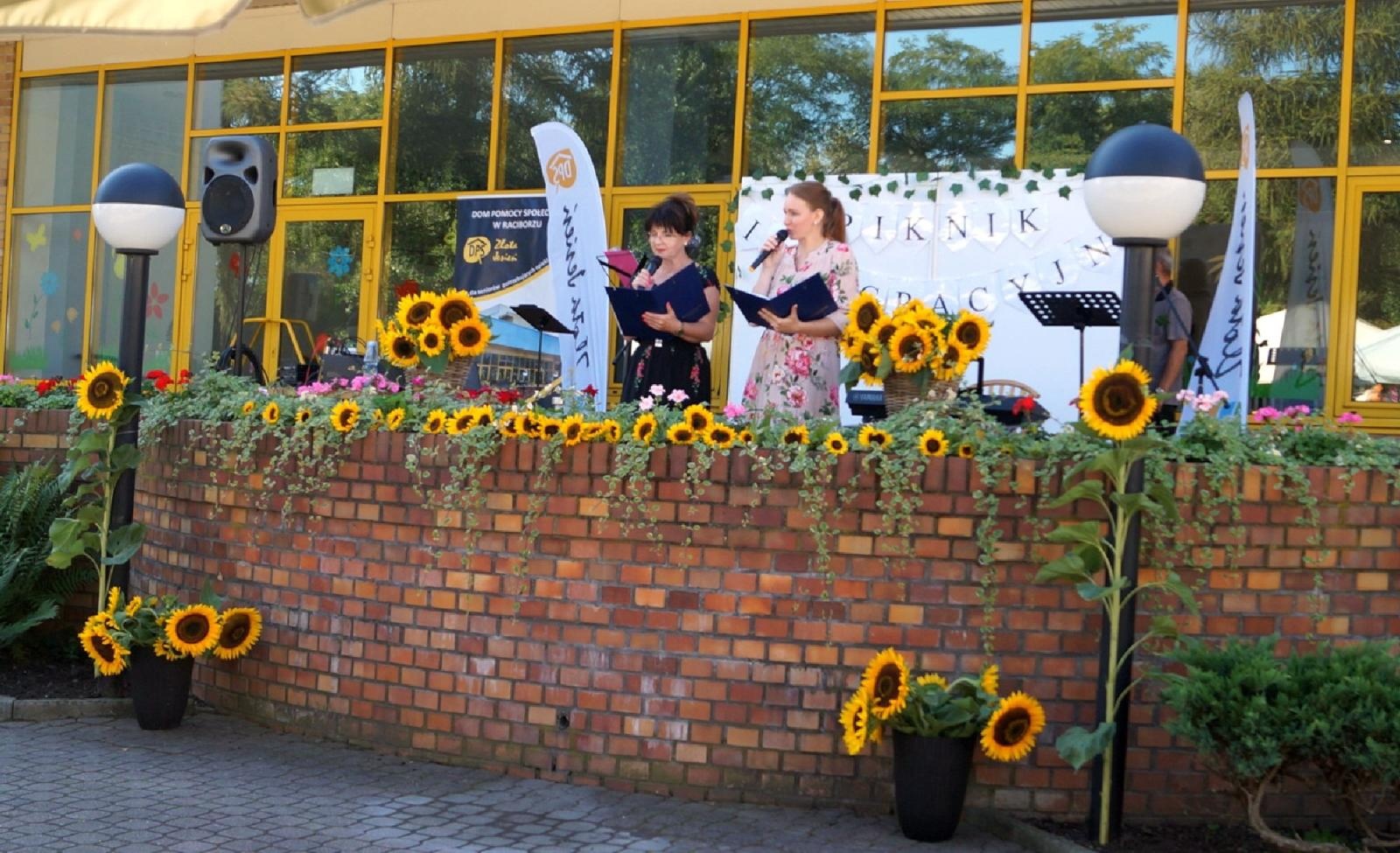 Zdjęcie w galerii na portalu naszraciborz.pl: Piknik integracyjny w raciborskiej Złotej Jesieni wiadomości z regionu