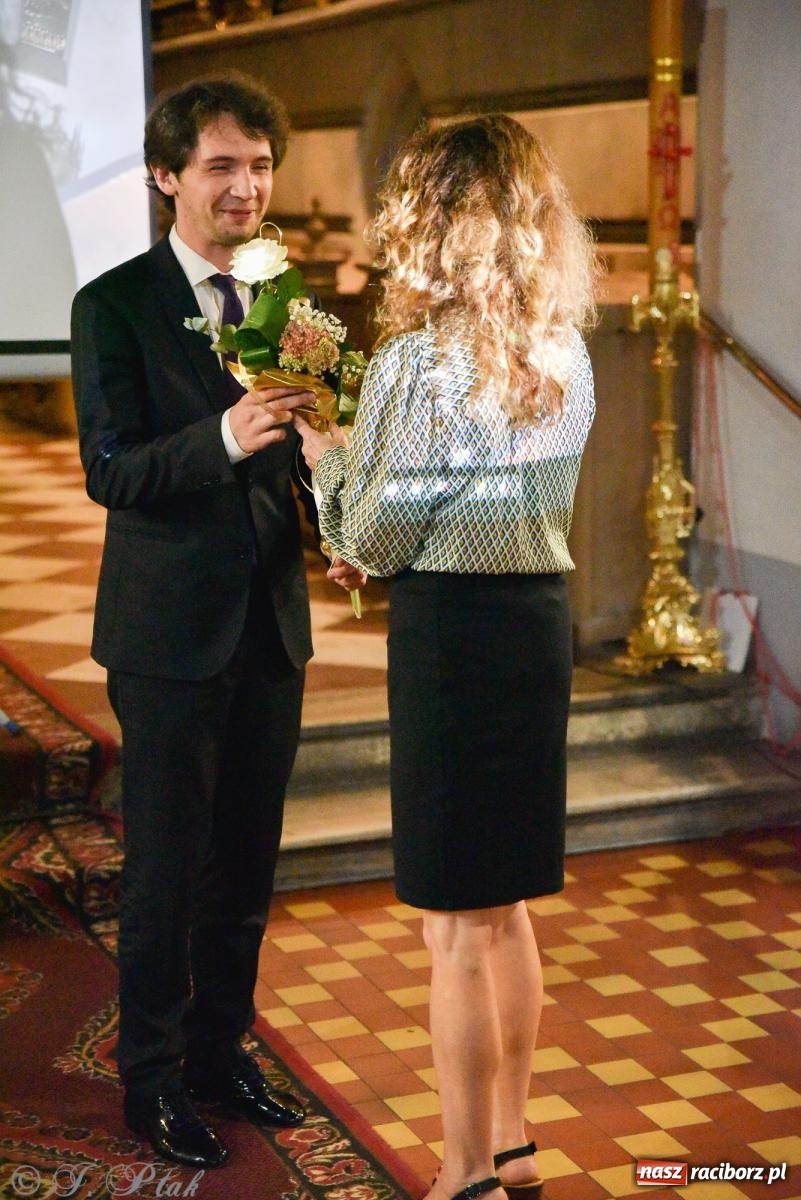 Zdjęcie w galerii na portalu naszraciborz.pl: Profesor improwizacji dał koncert w kościele farnym [FOTO] wiadomości z regionu