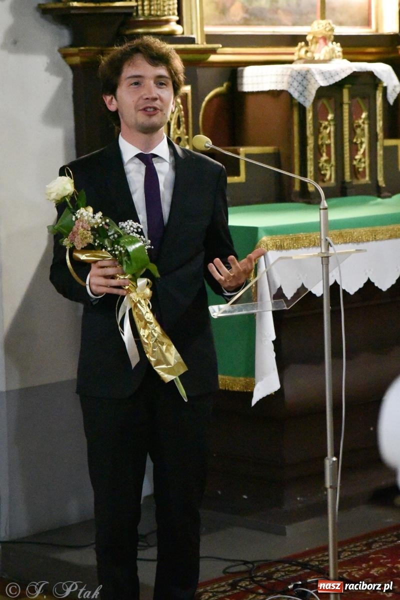 Zdjęcie w galerii na portalu naszraciborz.pl: Profesor improwizacji dał koncert w kościele farnym [FOTO] wiadomości z regionu