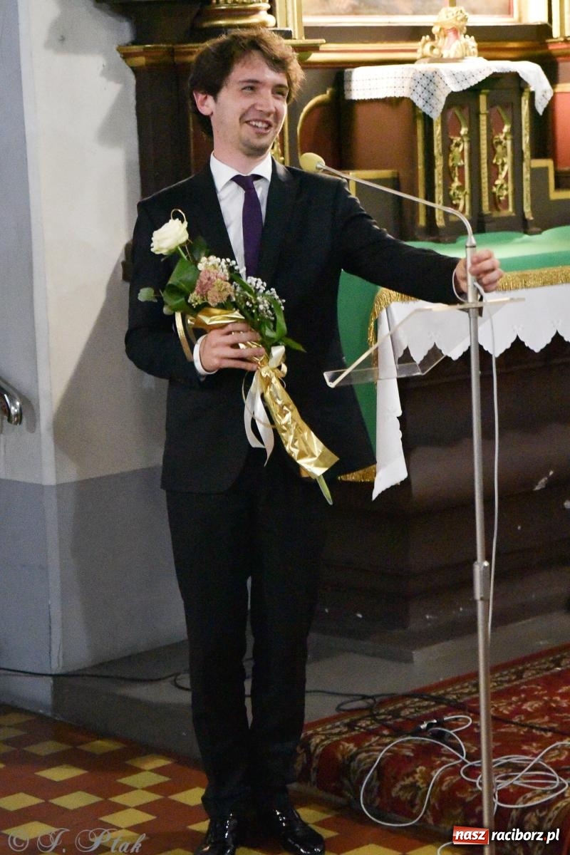 Zdjęcie w galerii na portalu naszraciborz.pl: Profesor improwizacji dał koncert w kościele farnym [FOTO] wiadomości z regionu