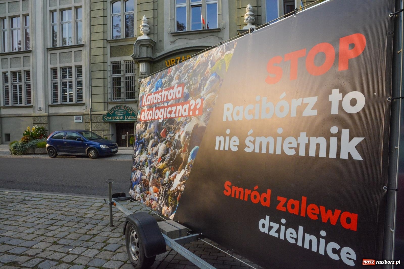 Zdjęcie w galerii na portalu naszraciborz.pl: Zakładnicy sporu. Burzliwa sesja o smrodzie na Brzeziu [FOTO] wiadomości z regionu