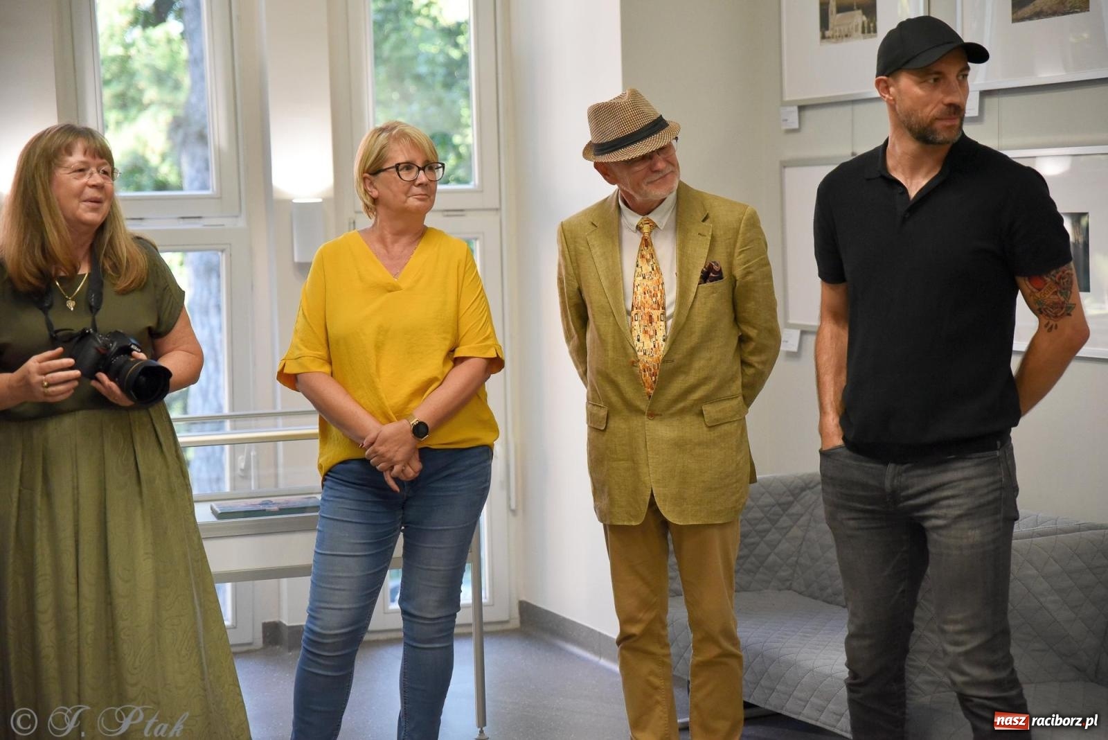 Zdjęcie w galerii na portalu naszraciborz.pl: Wystawa prac absolwentów ANS w raciborskiej Gawrze wiadomości z regionu