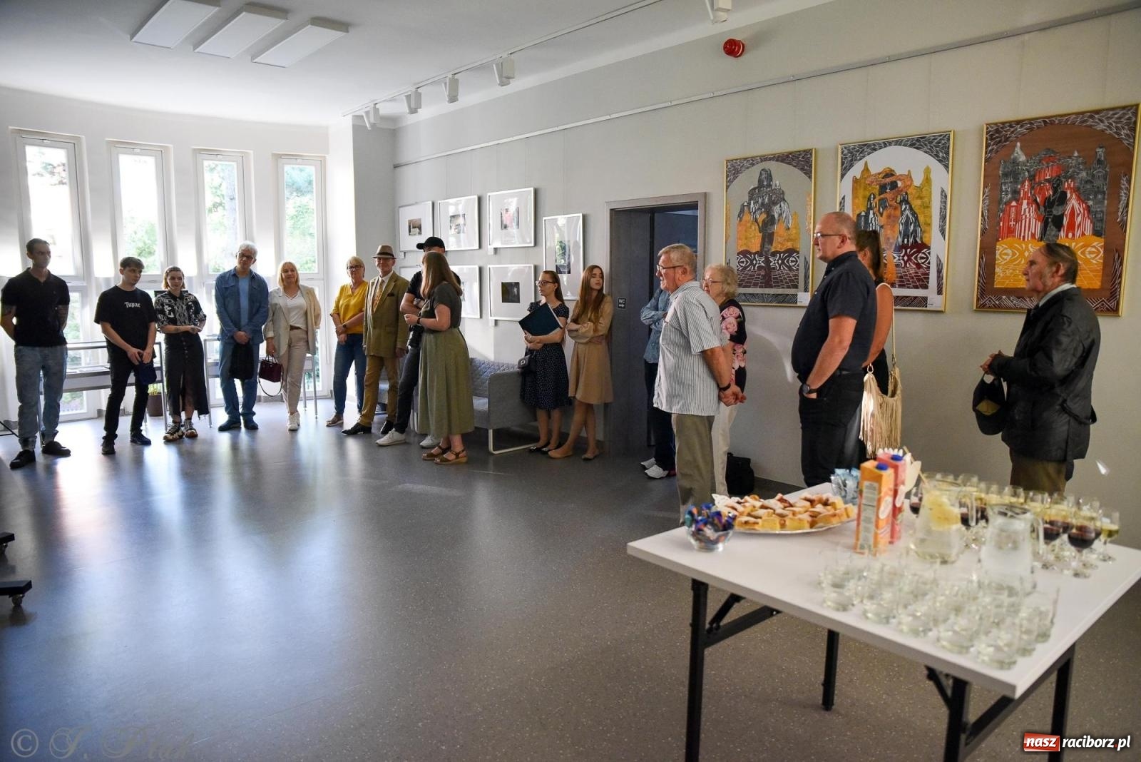 Zdjęcie w galerii na portalu naszraciborz.pl: Wystawa prac absolwentów ANS w raciborskiej Gawrze wiadomości z regionu