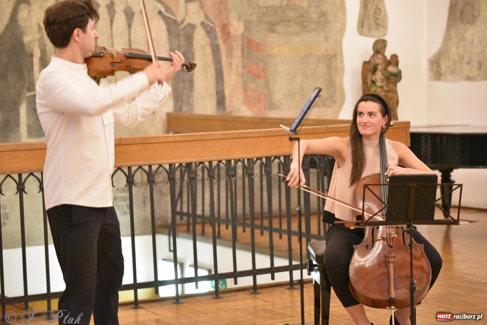 Zdjęcie w galerii na portalu naszraciborz.pl: Fraś Vinci. Koncert w Muzeum, który pozostanie w pamięci wiadomości z regionu