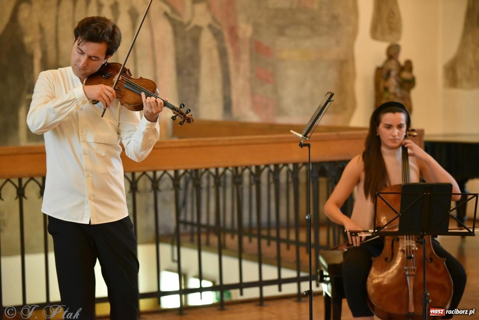 Zdjęcie w galerii na portalu naszraciborz.pl: Fraś Vinci. Koncert w Muzeum, który pozostanie w pamięci wiadomości z regionu