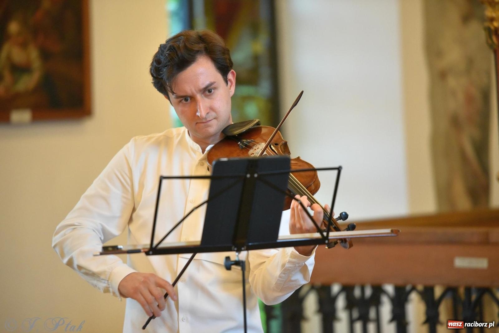 Zdjęcie w galerii na portalu naszraciborz.pl: Fraś Vinci. Koncert w Muzeum, który pozostanie w pamięci wiadomości z regionu