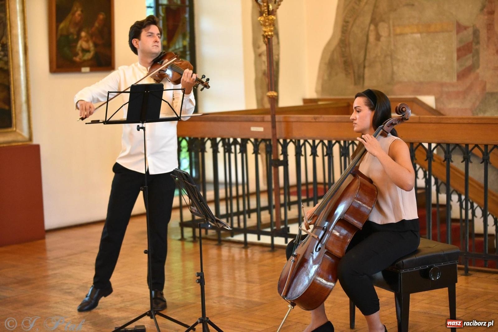Zdjęcie w galerii na portalu naszraciborz.pl: Fraś Vinci. Koncert w Muzeum, który pozostanie w pamięci wiadomości z regionu