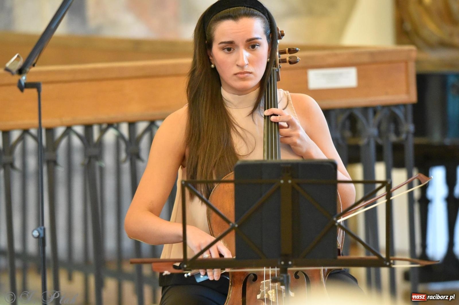 Zdjęcie w galerii na portalu naszraciborz.pl: Fraś Vinci. Koncert w Muzeum, który pozostanie w pamięci wiadomości z regionu