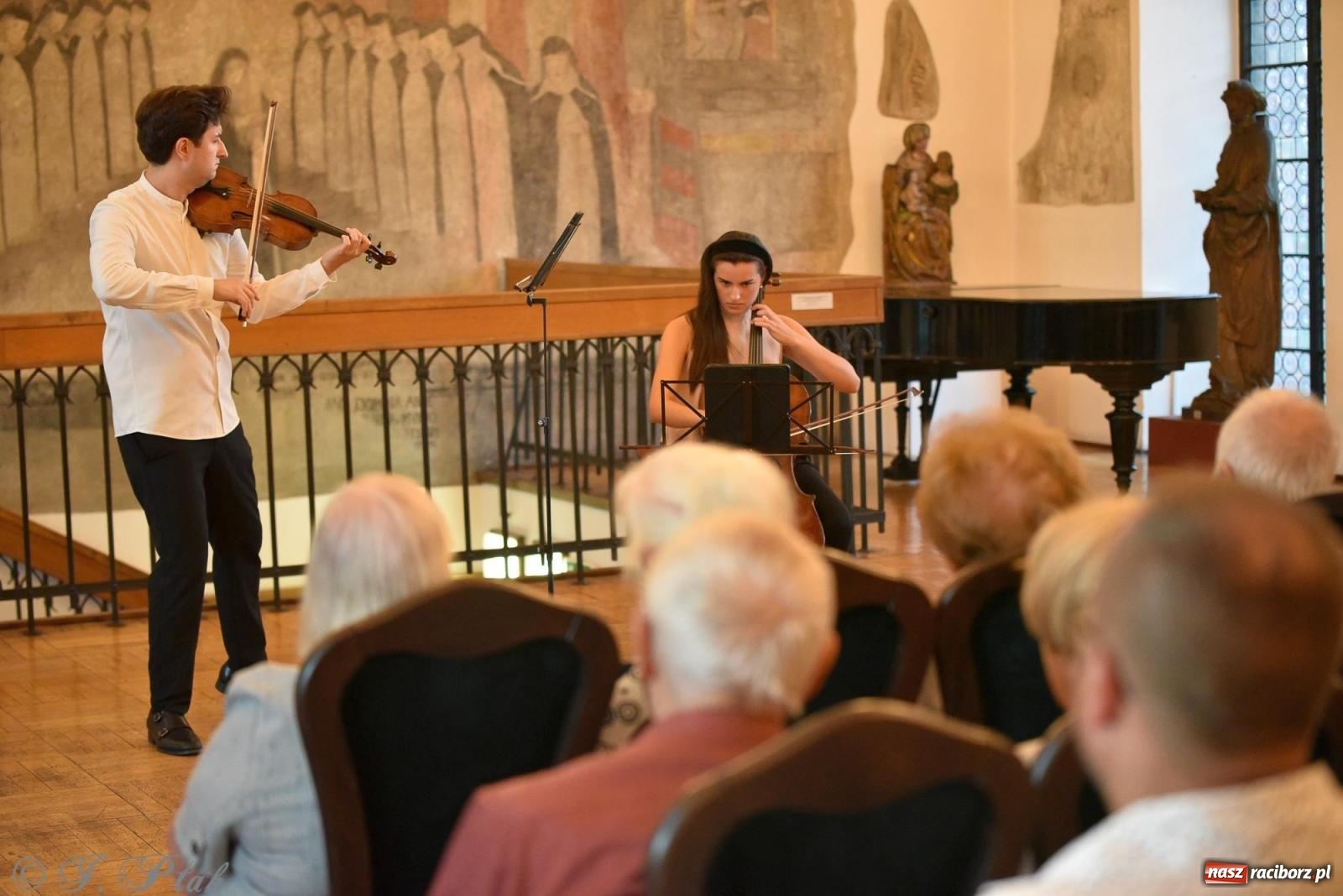 Zdjęcie w galerii na portalu naszraciborz.pl: Fraś Vinci. Koncert w Muzeum, który pozostanie w pamięci wiadomości z regionu