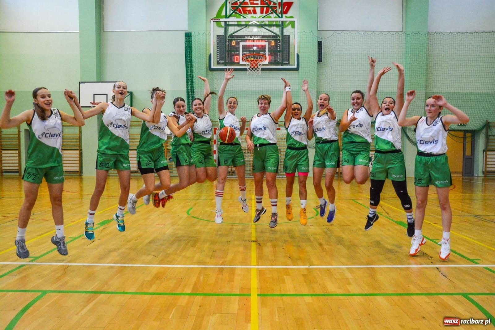 Zdjęcie w galerii na portalu naszraciborz.pl: Koszykarki rywalizowały o puchar rektora ANS w Raciborzu wiadomości z regionu