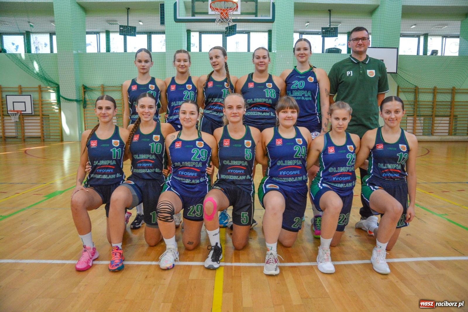 Zdjęcie w galerii na portalu naszraciborz.pl: Koszykarki rywalizowały o puchar rektora ANS w Raciborzu wiadomości z regionu