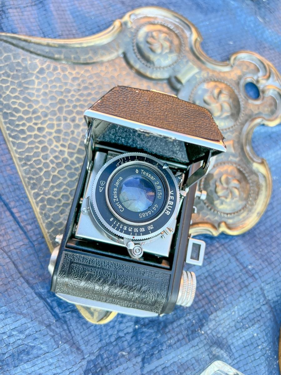 Zdjęcie w galerii na portalu naszraciborz.pl: Antyki, starocie i ciuchy. Sobotni targ i bazarek wiadomości z regionu