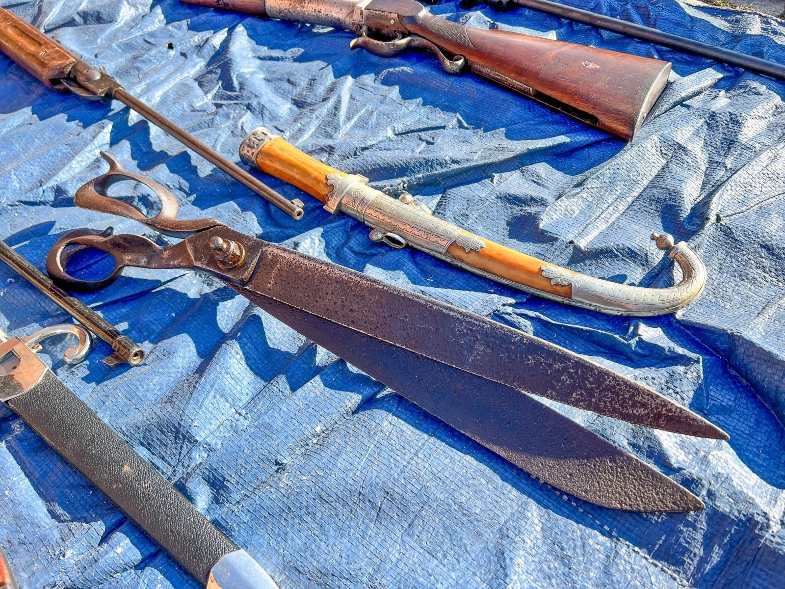 Zdjęcie w galerii na portalu naszraciborz.pl: Antyki, starocie i ciuchy. Sobotni targ i bazarek wiadomości z regionu