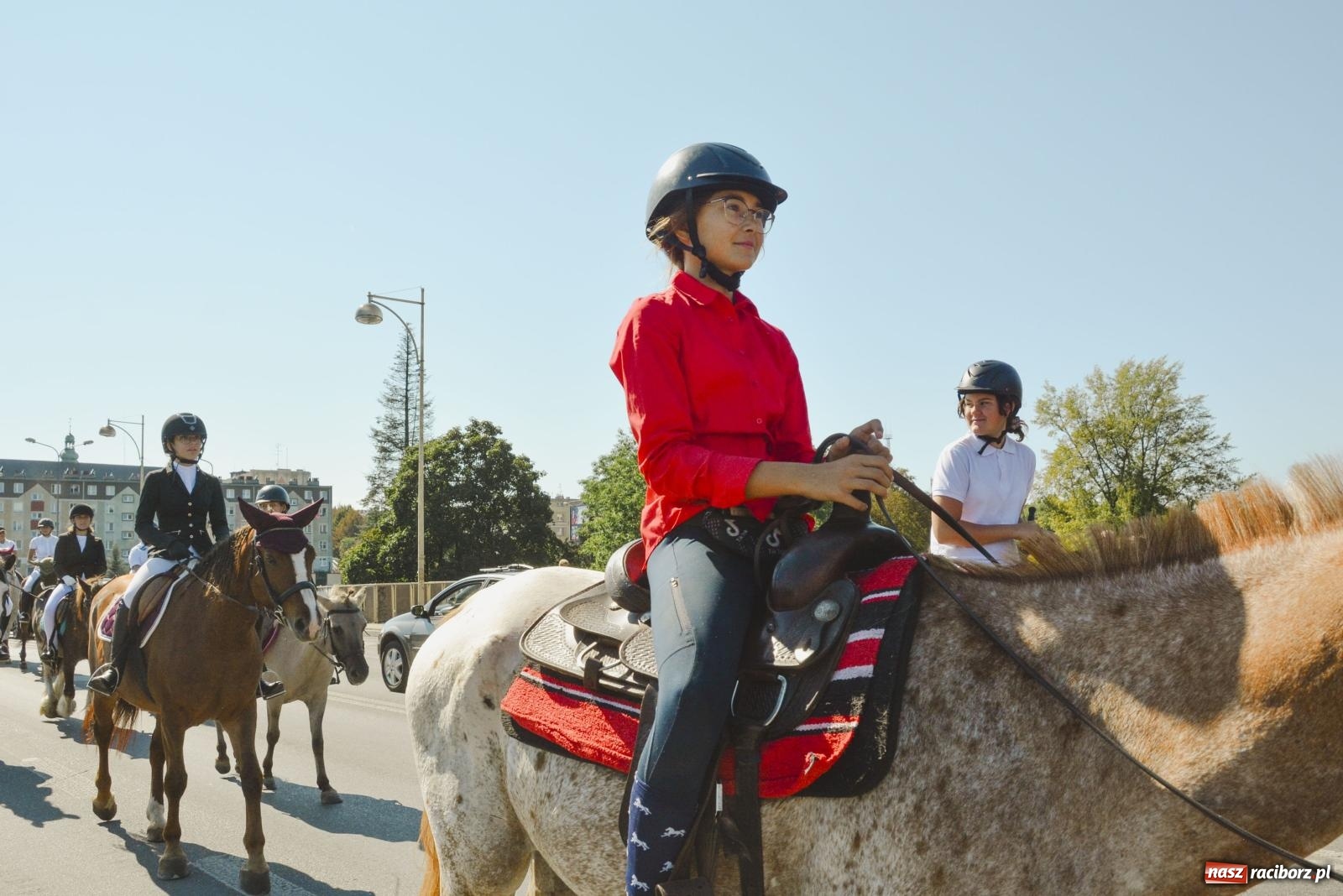 Zdjęcie w galerii na portalu naszraciborz.pl: Raciborski Hubertus. Parada konna przez miasto [FOTO i WIDEO] wiadomości z regionu