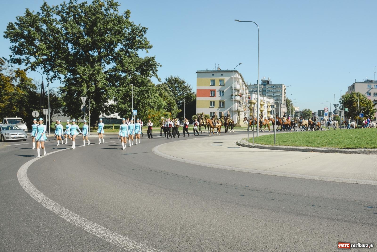 Zdjęcie w galerii na portalu naszraciborz.pl: Raciborski Hubertus. Parada konna przez miasto [FOTO i WIDEO] wiadomości z regionu