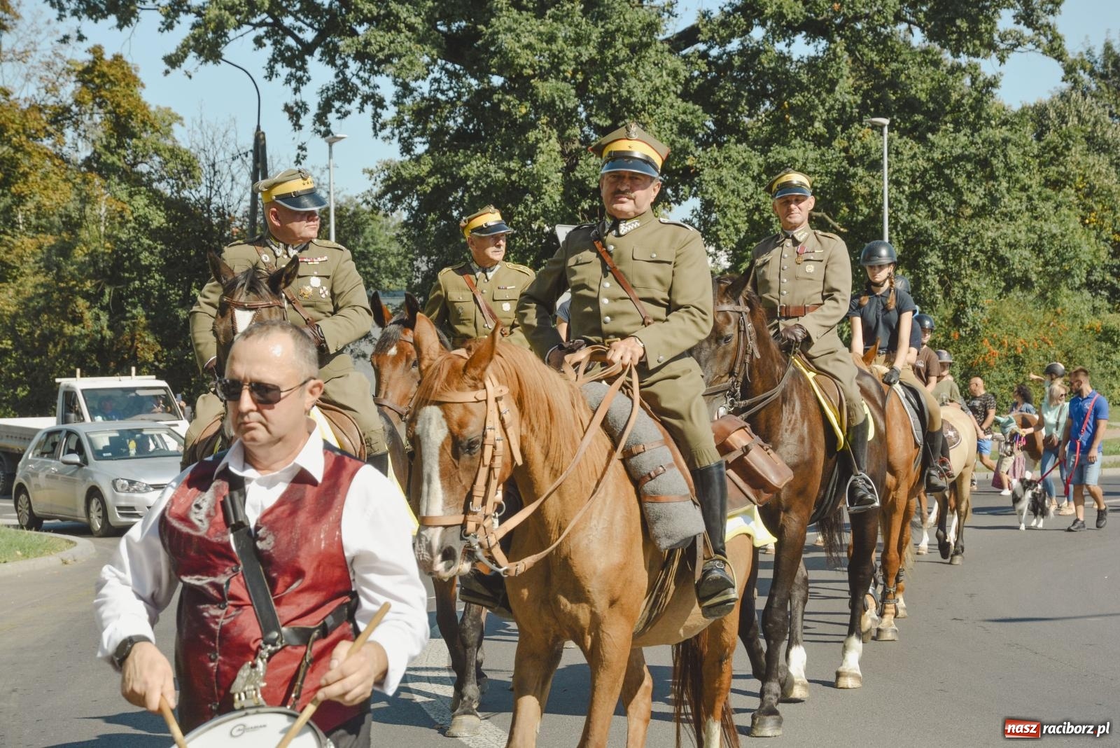 Zdjęcie w galerii na portalu naszraciborz.pl: Raciborski Hubertus. Parada konna przez miasto [FOTO i WIDEO] wiadomości z regionu