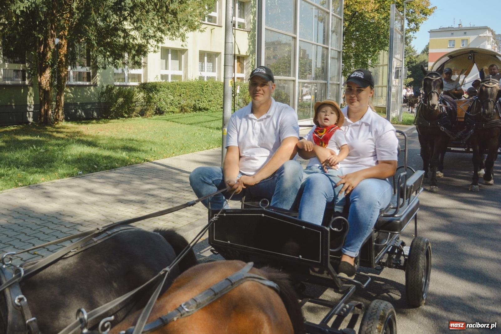 Zdjęcie w galerii na portalu naszraciborz.pl: Raciborski Hubertus. Parada konna przez miasto [FOTO i WIDEO] wiadomości z regionu