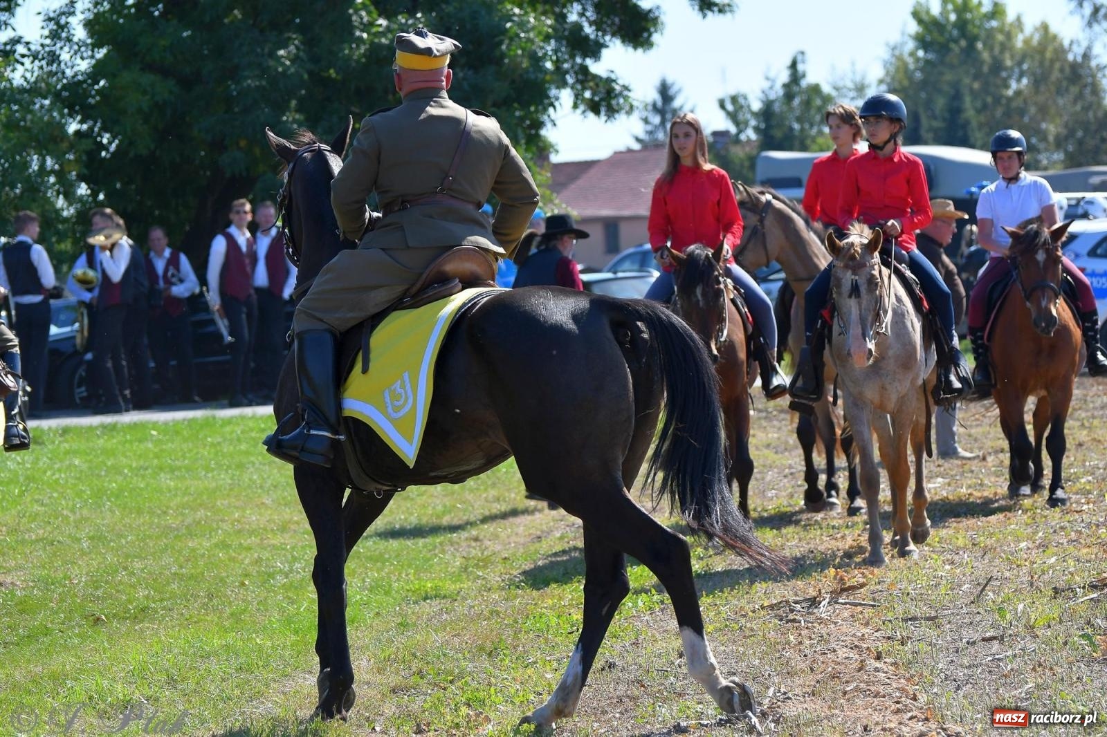 Zdjęcie w galerii na portalu naszraciborz.pl: Raciborski Hubertus. Parada konna przez miasto [FOTO i WIDEO] wiadomości z regionu