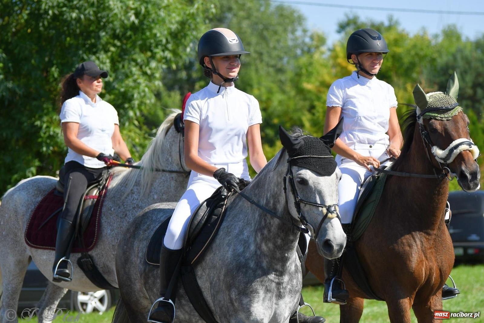 Zdjęcie w galerii na portalu naszraciborz.pl: Raciborski Hubertus. Parada konna przez miasto [FOTO i WIDEO] wiadomości z regionu