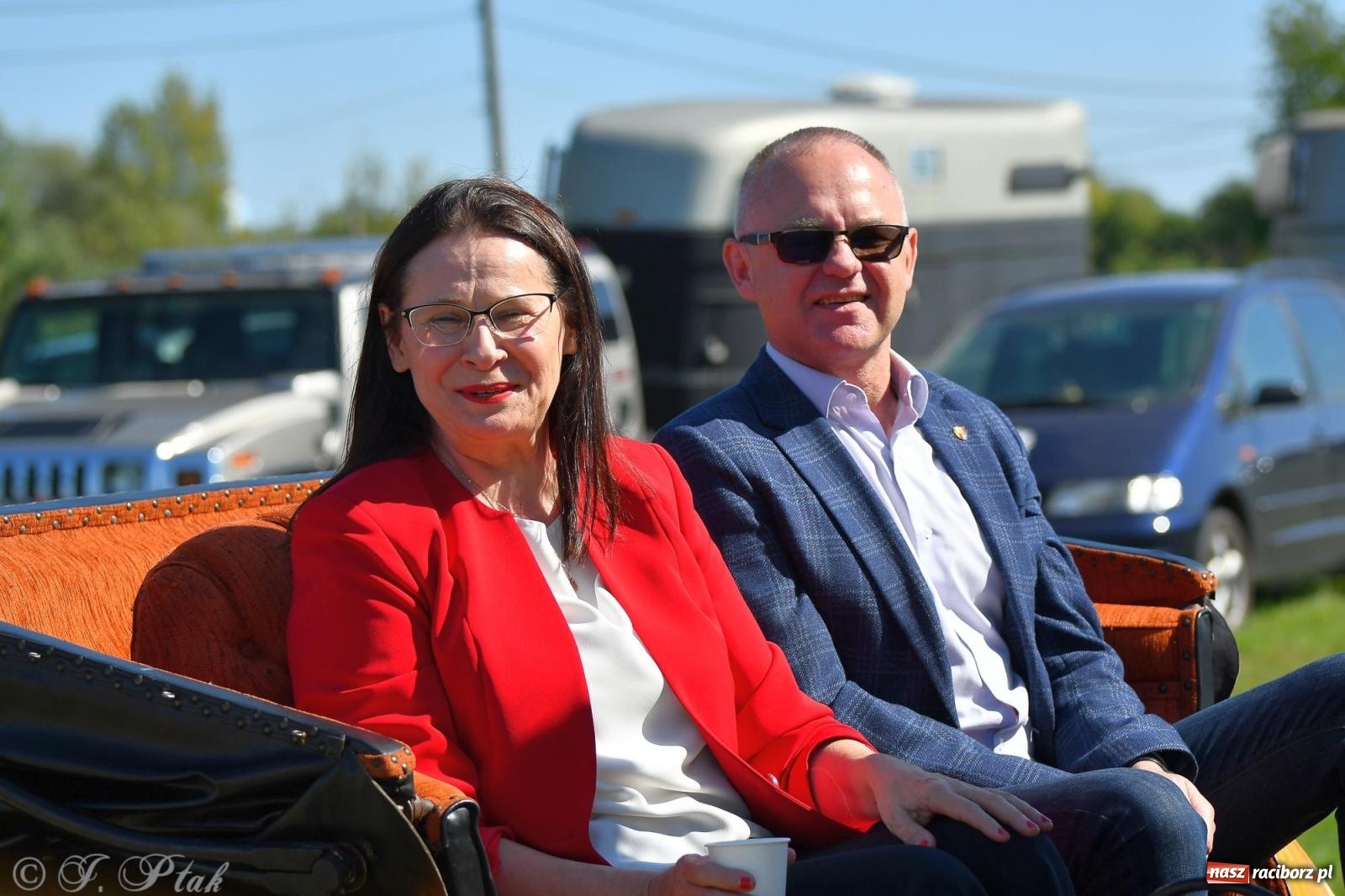 Zdjęcie w galerii na portalu naszraciborz.pl: Raciborski Hubertus. Parada konna przez miasto [FOTO i WIDEO] wiadomości z regionu