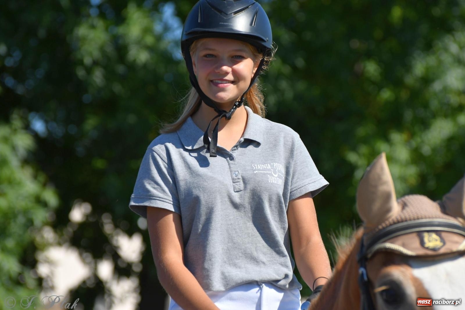 Zdjęcie w galerii na portalu naszraciborz.pl: Raciborski Hubertus. Parada konna przez miasto [FOTO i WIDEO] wiadomości z regionu