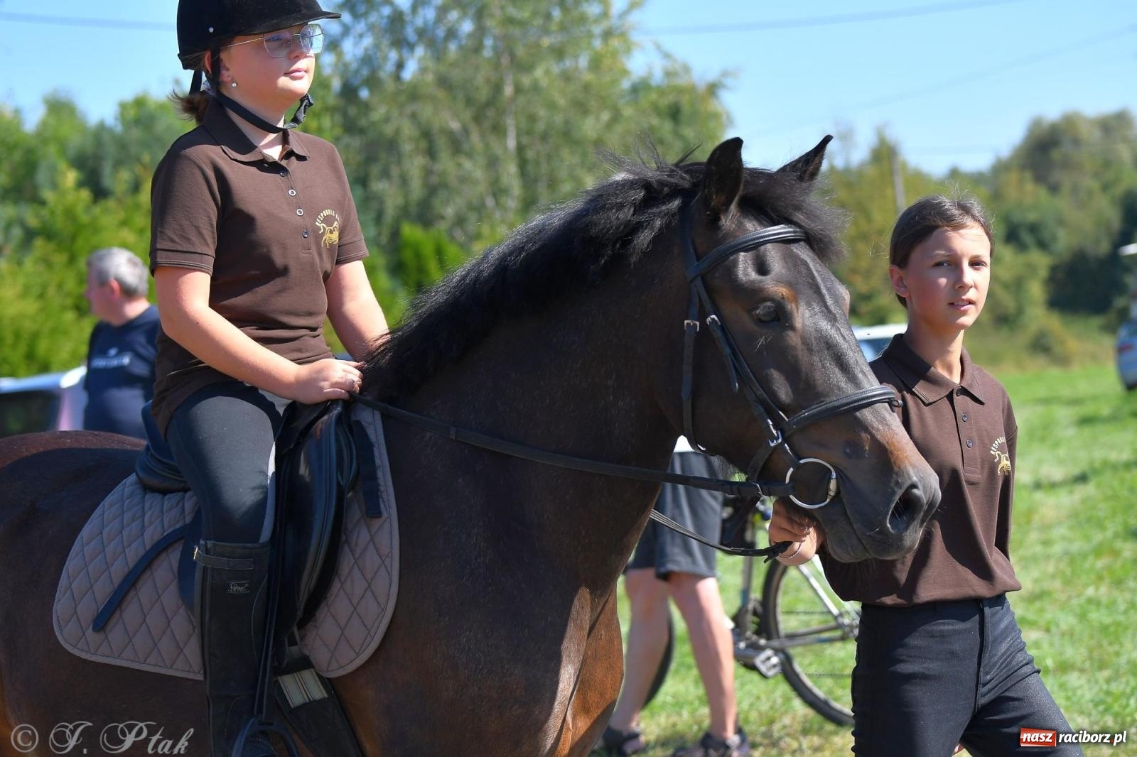 Zdjęcie w galerii na portalu naszraciborz.pl: Raciborski Hubertus. Parada konna przez miasto [FOTO i WIDEO] wiadomości z regionu