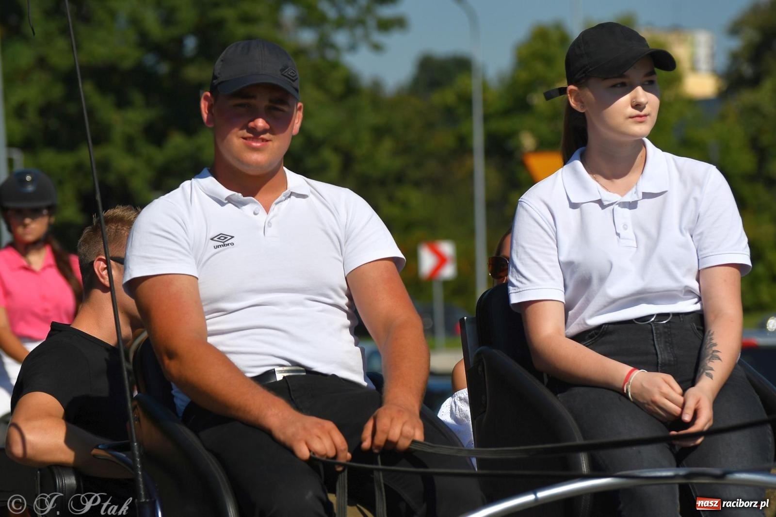 Zdjęcie w galerii na portalu naszraciborz.pl: Raciborski Hubertus. Parada konna przez miasto [FOTO i WIDEO] wiadomości z regionu