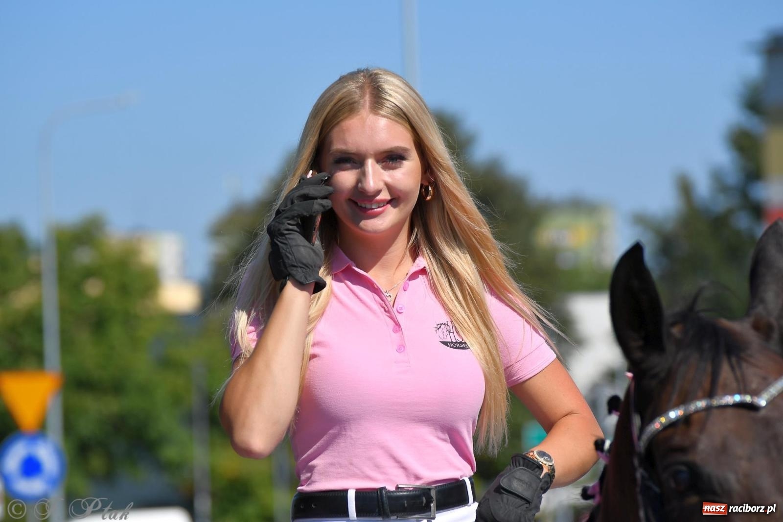 Zdjęcie w galerii na portalu naszraciborz.pl: Raciborski Hubertus. Parada konna przez miasto [FOTO i WIDEO] wiadomości z regionu