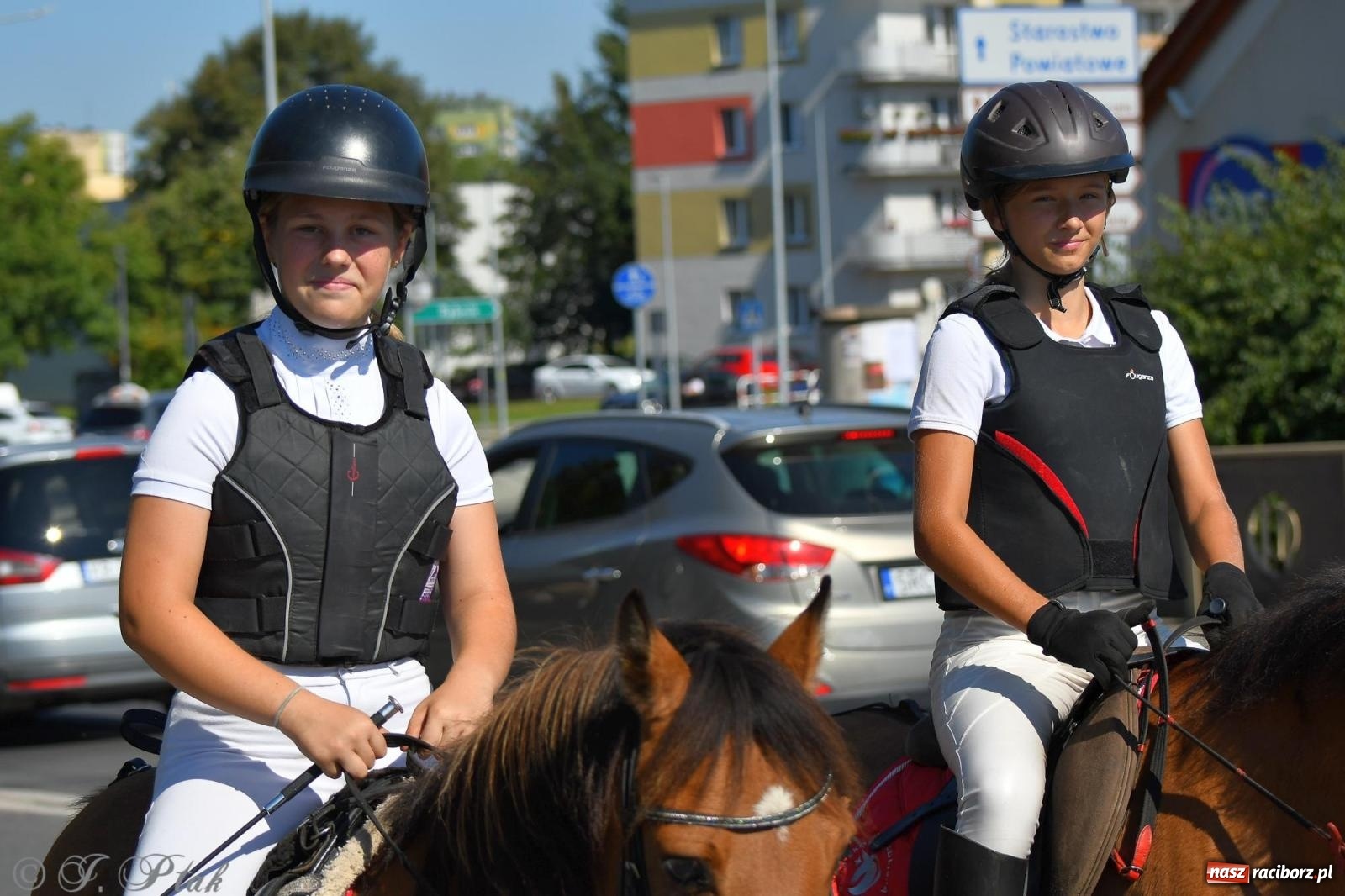 Zdjęcie w galerii na portalu naszraciborz.pl: Raciborski Hubertus. Parada konna przez miasto [FOTO i WIDEO] wiadomości z regionu