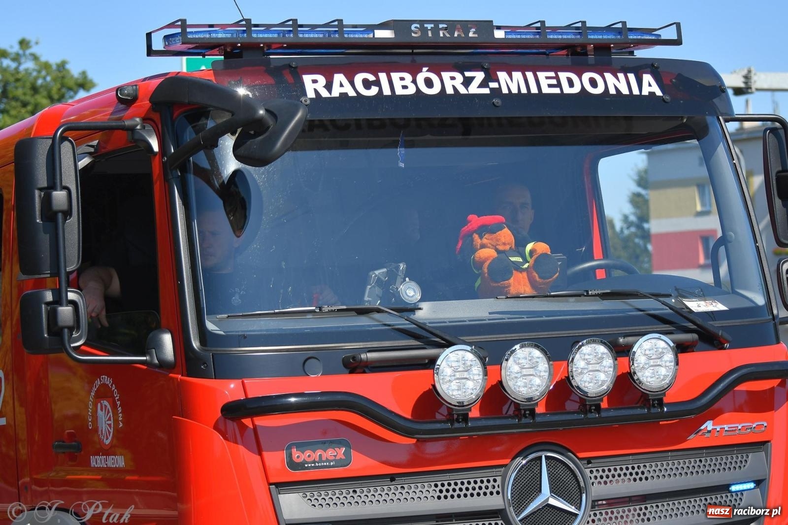 Zdjęcie w galerii na portalu naszraciborz.pl: Raciborski Hubertus. Parada konna przez miasto [FOTO i WIDEO] wiadomości z regionu