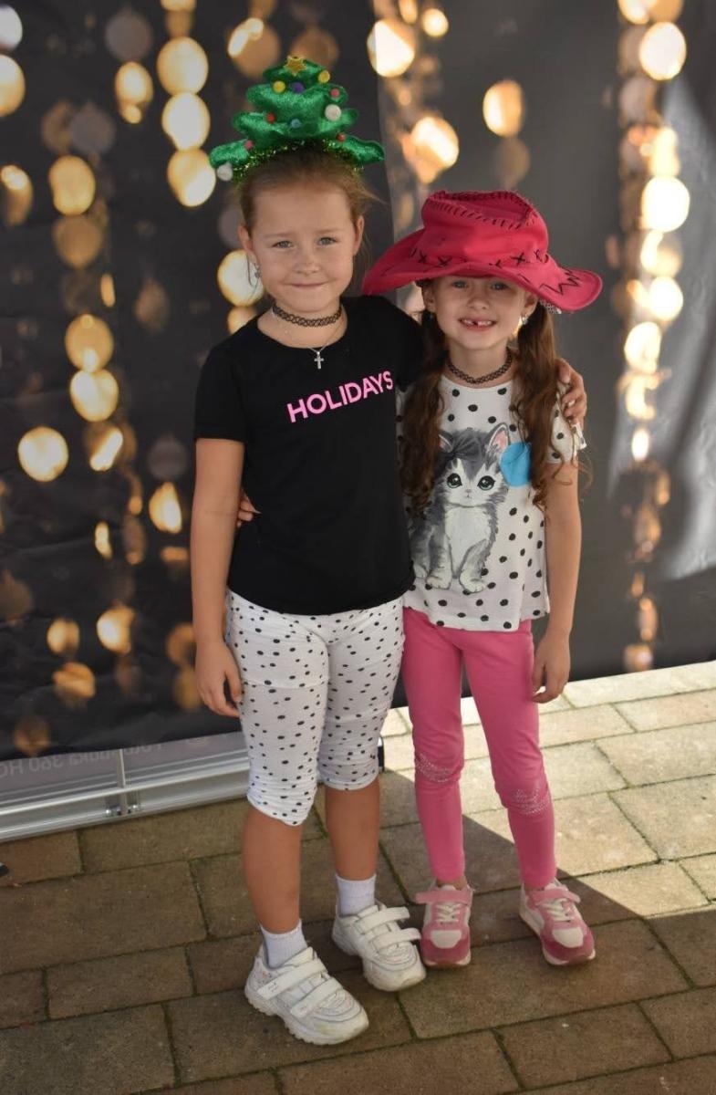 Zdjęcie w galerii na portalu naszraciborz.pl: Koła zainteresowań działające przy Młodzieżowym Domu Kultury zaprezentowały się na raciborskim zamku wiadomości z regionu