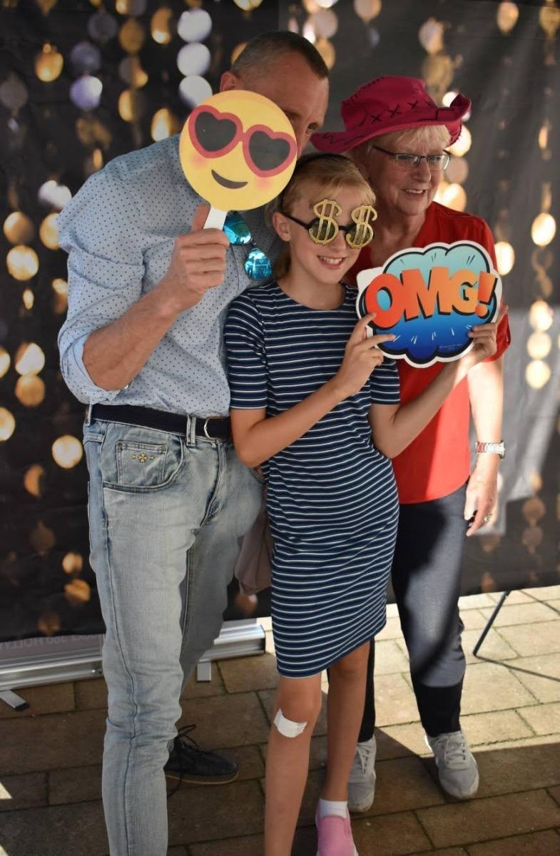 Zdjęcie w galerii na portalu naszraciborz.pl: Koła zainteresowań działające przy Młodzieżowym Domu Kultury zaprezentowały się na raciborskim zamku wiadomości z regionu