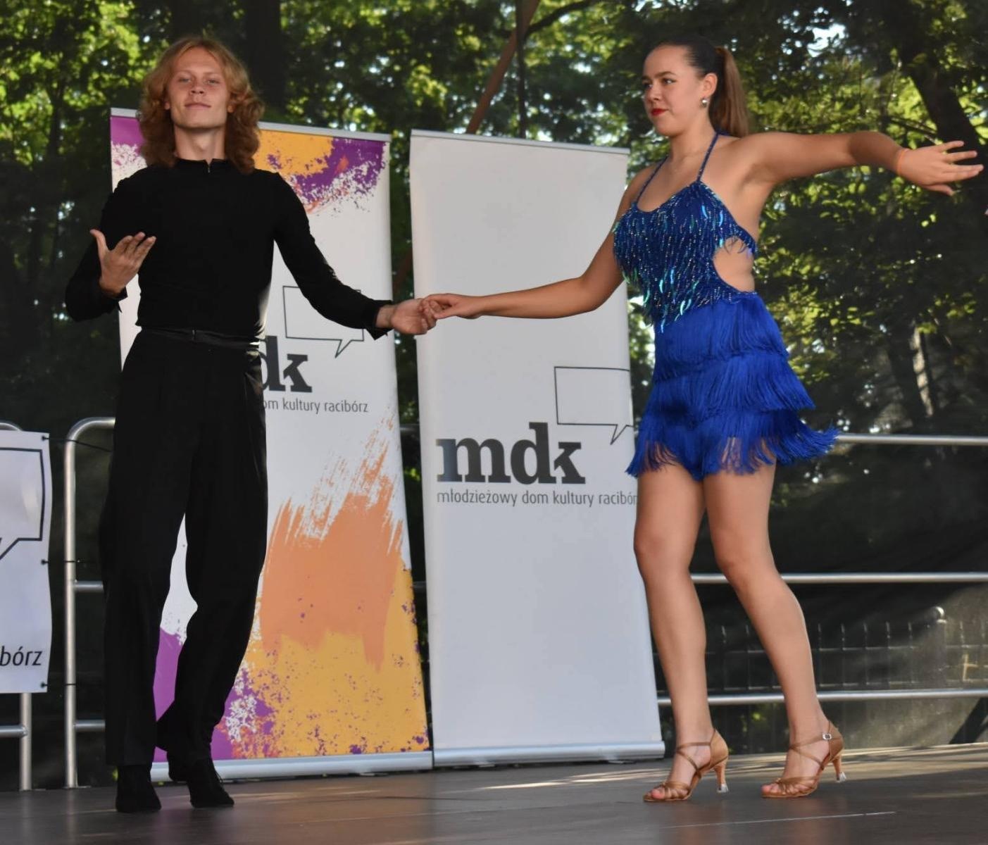 Zdjęcie w galerii na portalu naszraciborz.pl: Koła zainteresowań działające przy Młodzieżowym Domu Kultury zaprezentowały się na raciborskim zamku wiadomości z regionu