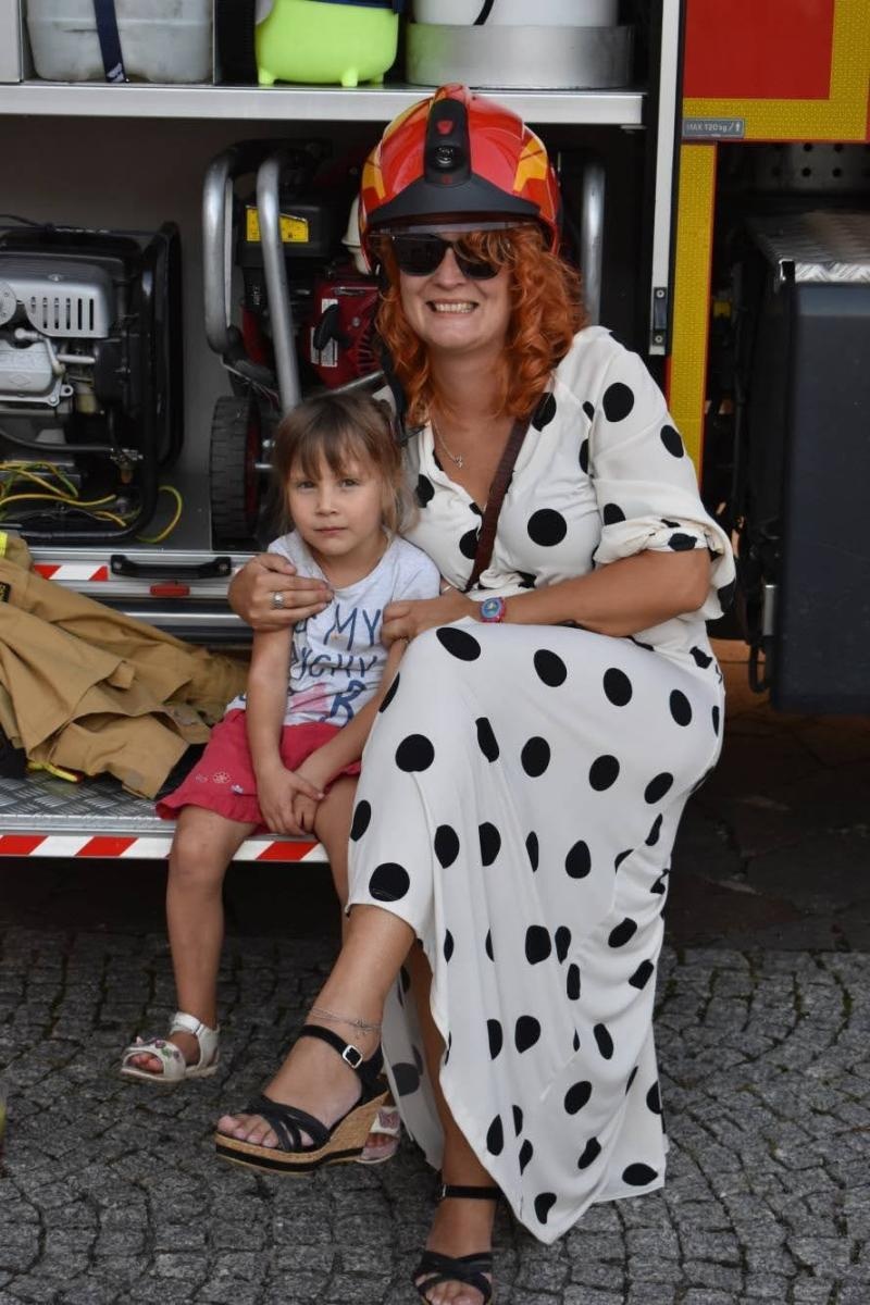 Zdjęcie w galerii na portalu naszraciborz.pl: Koła zainteresowań działające przy Młodzieżowym Domu Kultury zaprezentowały się na raciborskim zamku wiadomości z regionu