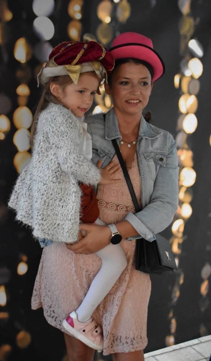 Zdjęcie w galerii na portalu naszraciborz.pl: Koła zainteresowań działające przy Młodzieżowym Domu Kultury zaprezentowały się na raciborskim zamku wiadomości z regionu