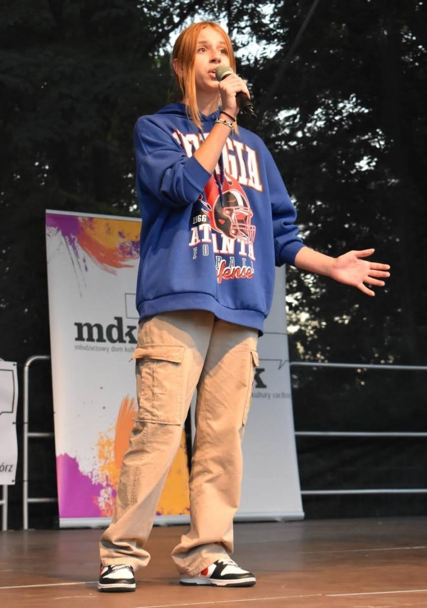 Zdjęcie w galerii na portalu naszraciborz.pl: Koła zainteresowań działające przy Młodzieżowym Domu Kultury zaprezentowały się na raciborskim zamku wiadomości z regionu