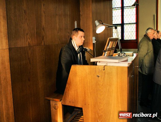 Zdjęcie w galerii na portalu naszraciborz.pl: Orkiestra RAFAKO zagrała w Markowicach wiadomości z regionu