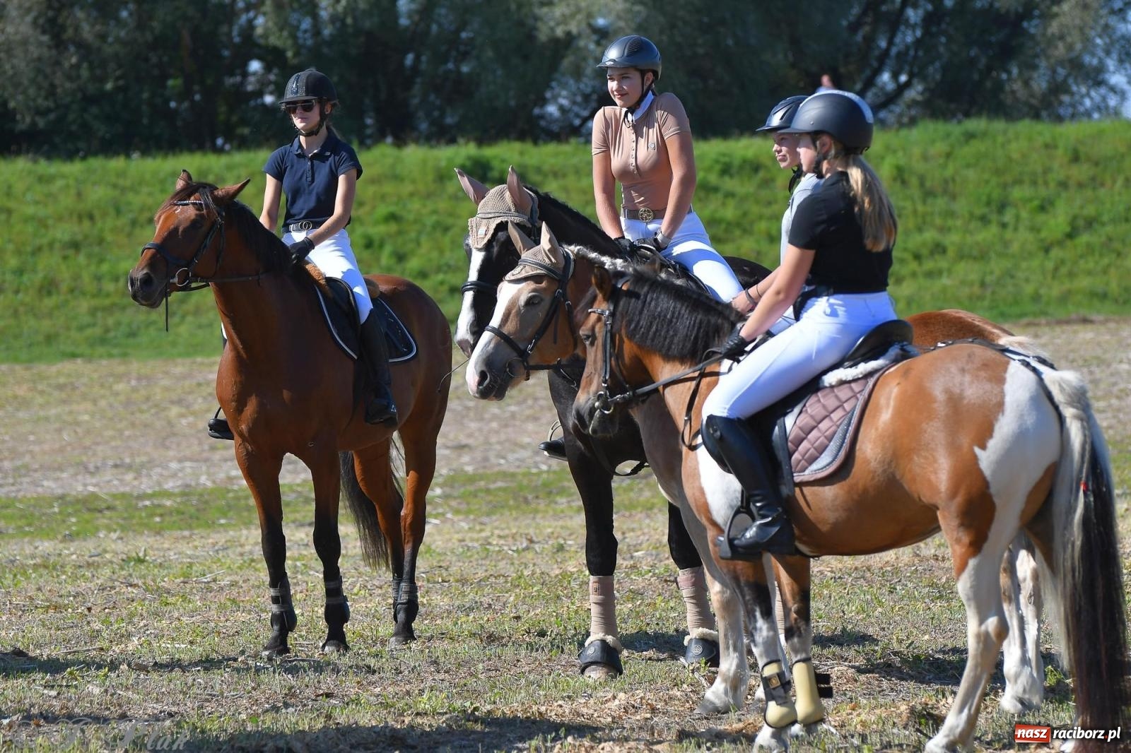 Zdjęcie w galerii na portalu naszraciborz.pl: Raciborski Hubertus - pogoń za lisem wiadomości z regionu