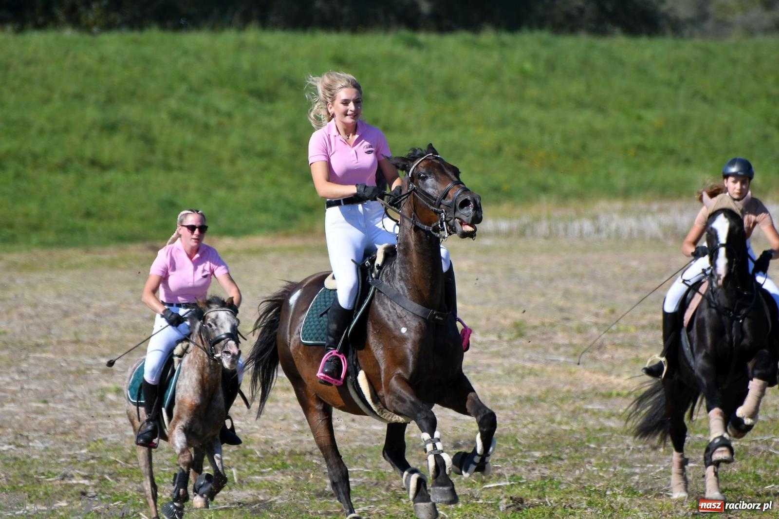 Zdjęcie w galerii na portalu naszraciborz.pl: Raciborski Hubertus - pogoń za lisem wiadomości z regionu