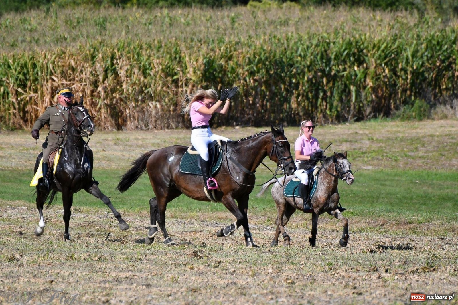 Zdjęcie w galerii na portalu naszraciborz.pl: Raciborski Hubertus - pogoń za lisem wiadomości z regionu