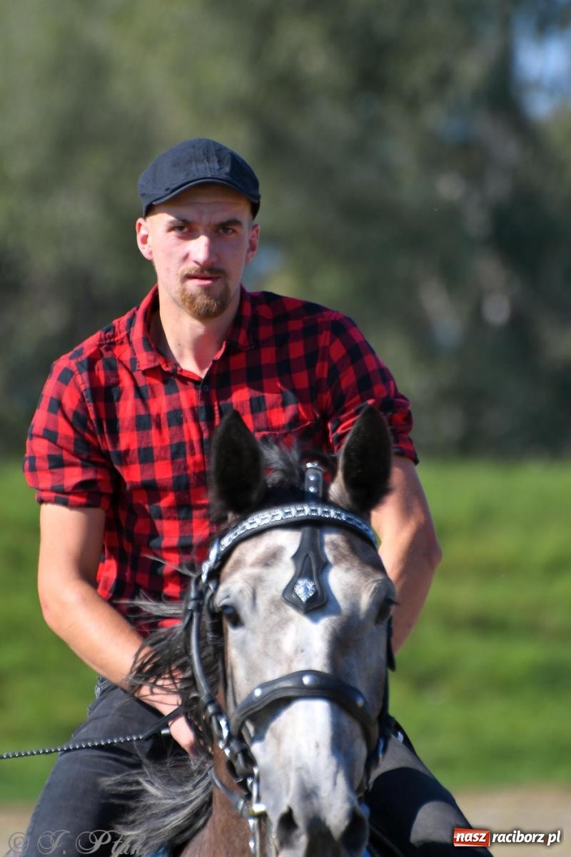 Zdjęcie w galerii na portalu naszraciborz.pl: Raciborski Hubertus - pogoń za lisem wiadomości z regionu