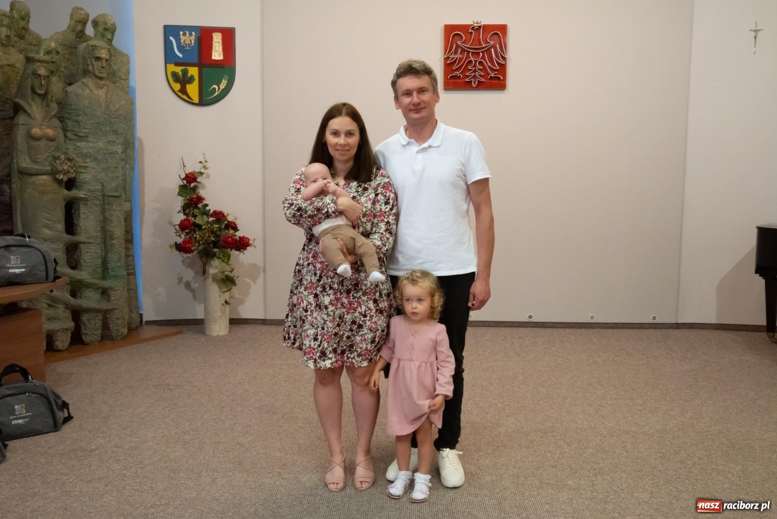Zdjęcie w galerii na portalu naszraciborz.pl: W Krzyżanowicach przywitano najmłodszych mieszkańców gminy wiadomości z regionu