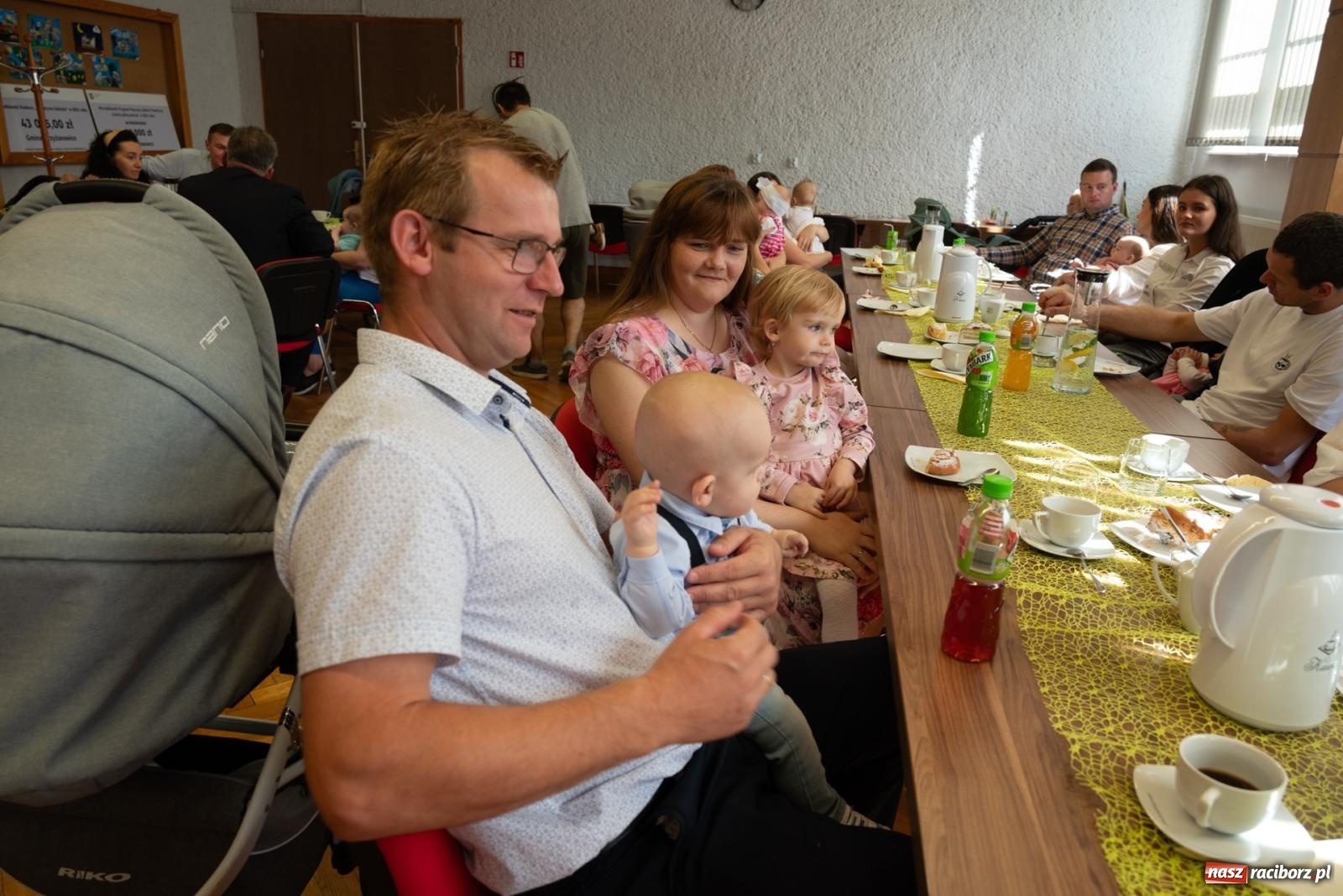 Zdjęcie w galerii na portalu naszraciborz.pl: W Krzyżanowicach przywitano najmłodszych mieszkańców gminy wiadomości z regionu