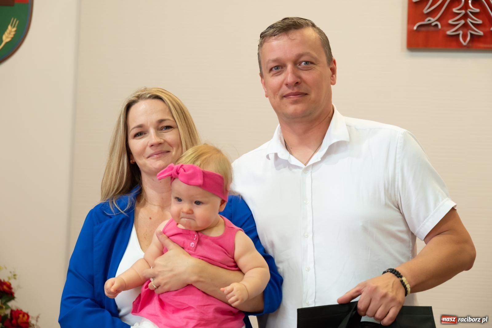 Zdjęcie w galerii na portalu naszraciborz.pl: W Krzyżanowicach przywitano najmłodszych mieszkańców gminy wiadomości z regionu