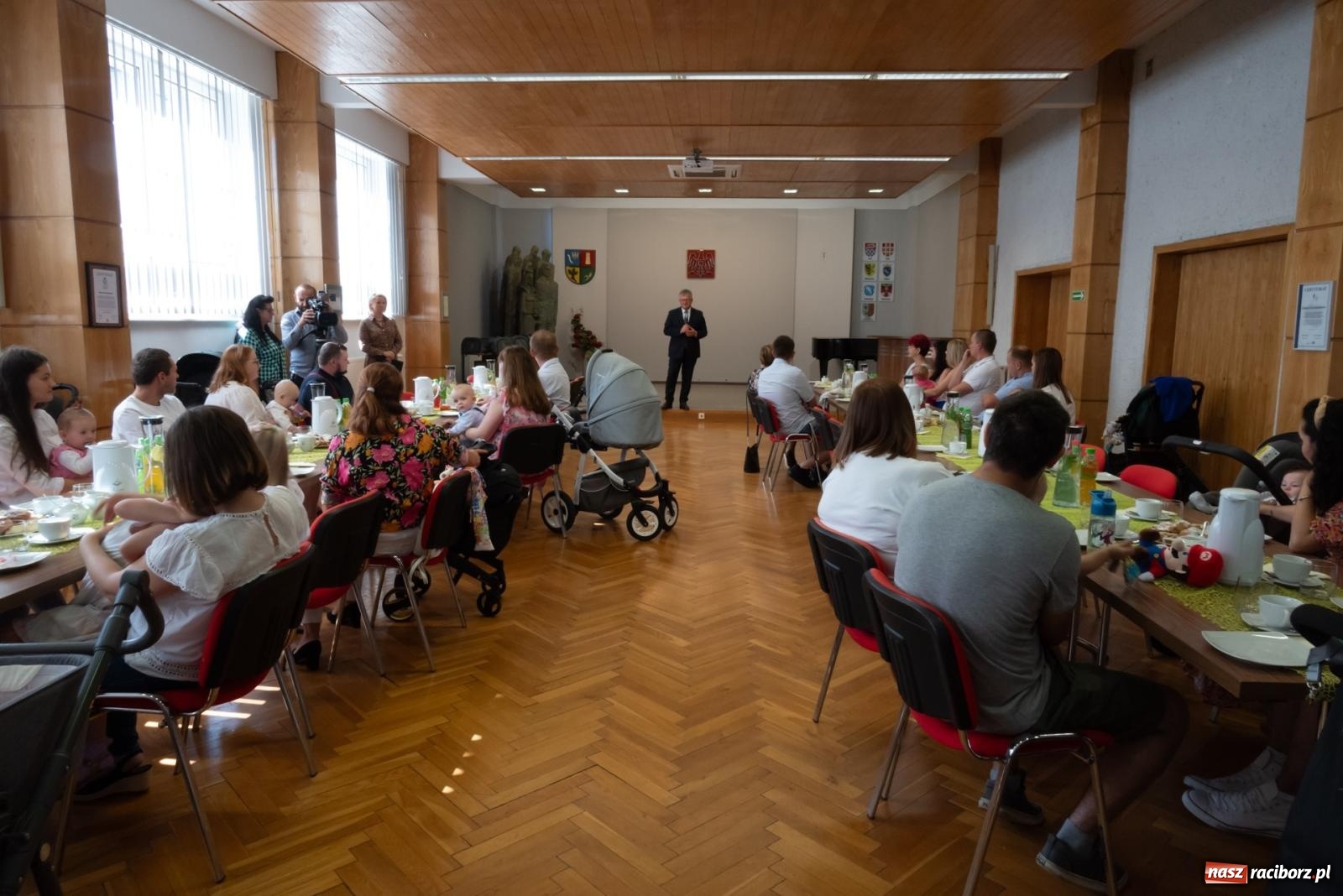 Zdjęcie w galerii na portalu naszraciborz.pl: W Krzyżanowicach przywitano najmłodszych mieszkańców gminy wiadomości z regionu