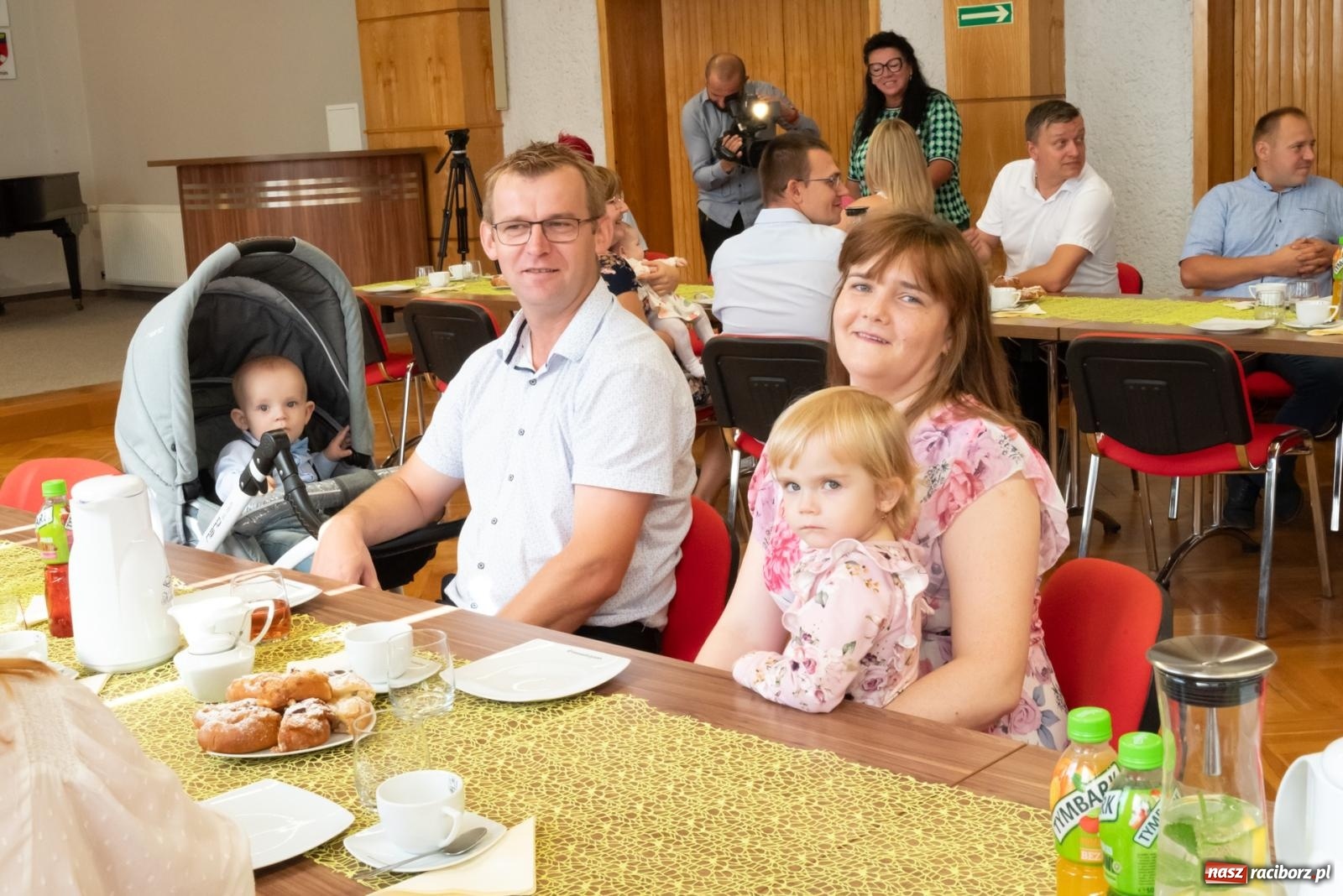 Zdjęcie w galerii na portalu naszraciborz.pl: W Krzyżanowicach przywitano najmłodszych mieszkańców gminy wiadomości z regionu