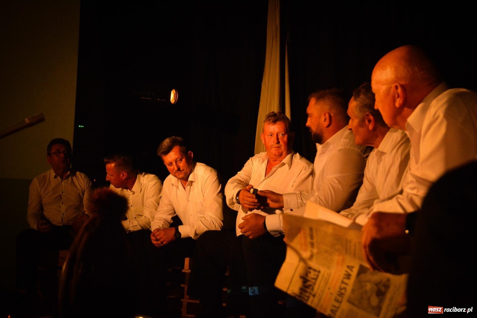 Zdjęcie w galerii na portalu naszraciborz.pl: Dziesięciu wspaniałych. Górnicy z Kobyli wyszli na scenę [FOTO i WIDEO] wiadomości z regionu