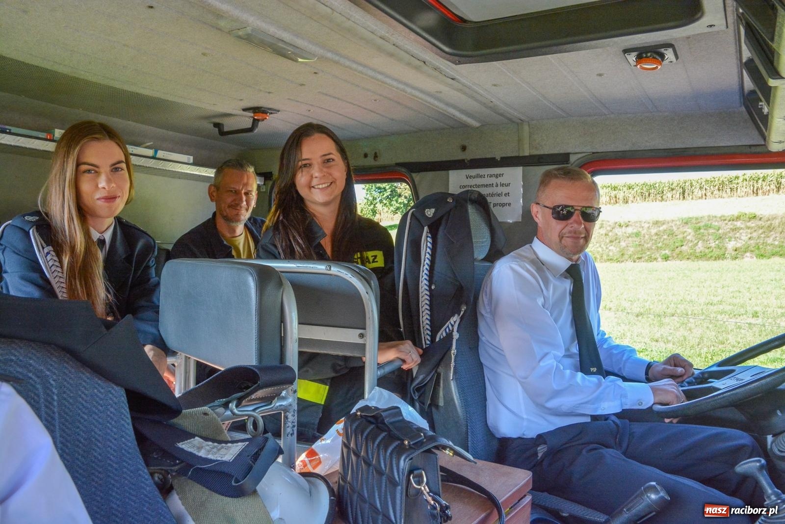 Zdjęcie w galerii na portalu naszraciborz.pl: Dobry futer, silne byki. Brzeźnica korowodem na parafialne dożynki [FOTO i WIDEO] wiadomości z regionu